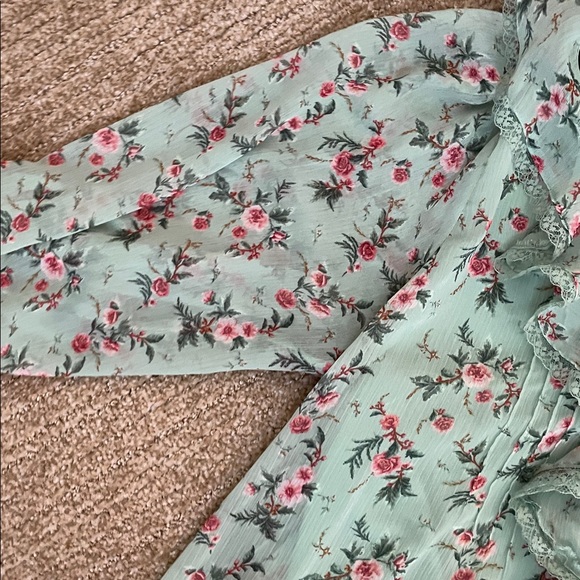 LC Lauren Conrad Mint Green Floral Blouse - Picture 8 of 11